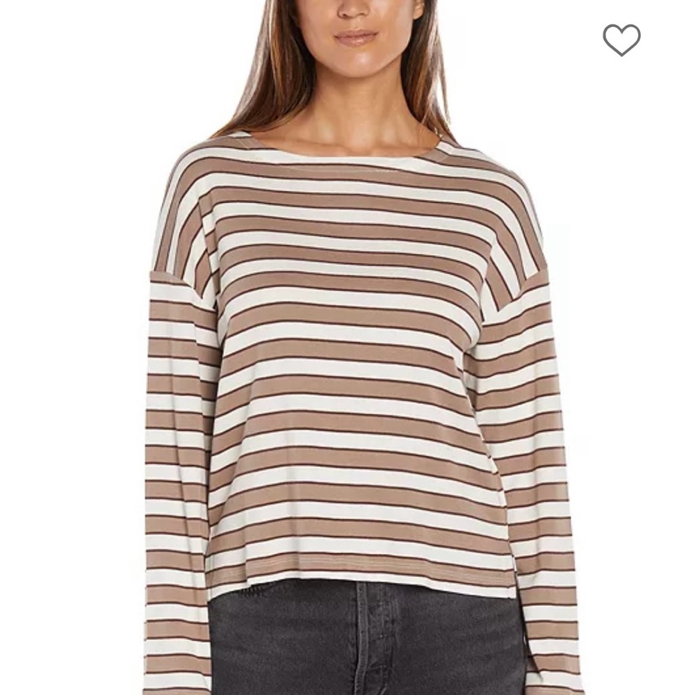 LONG SLEEVE T-SHIRT